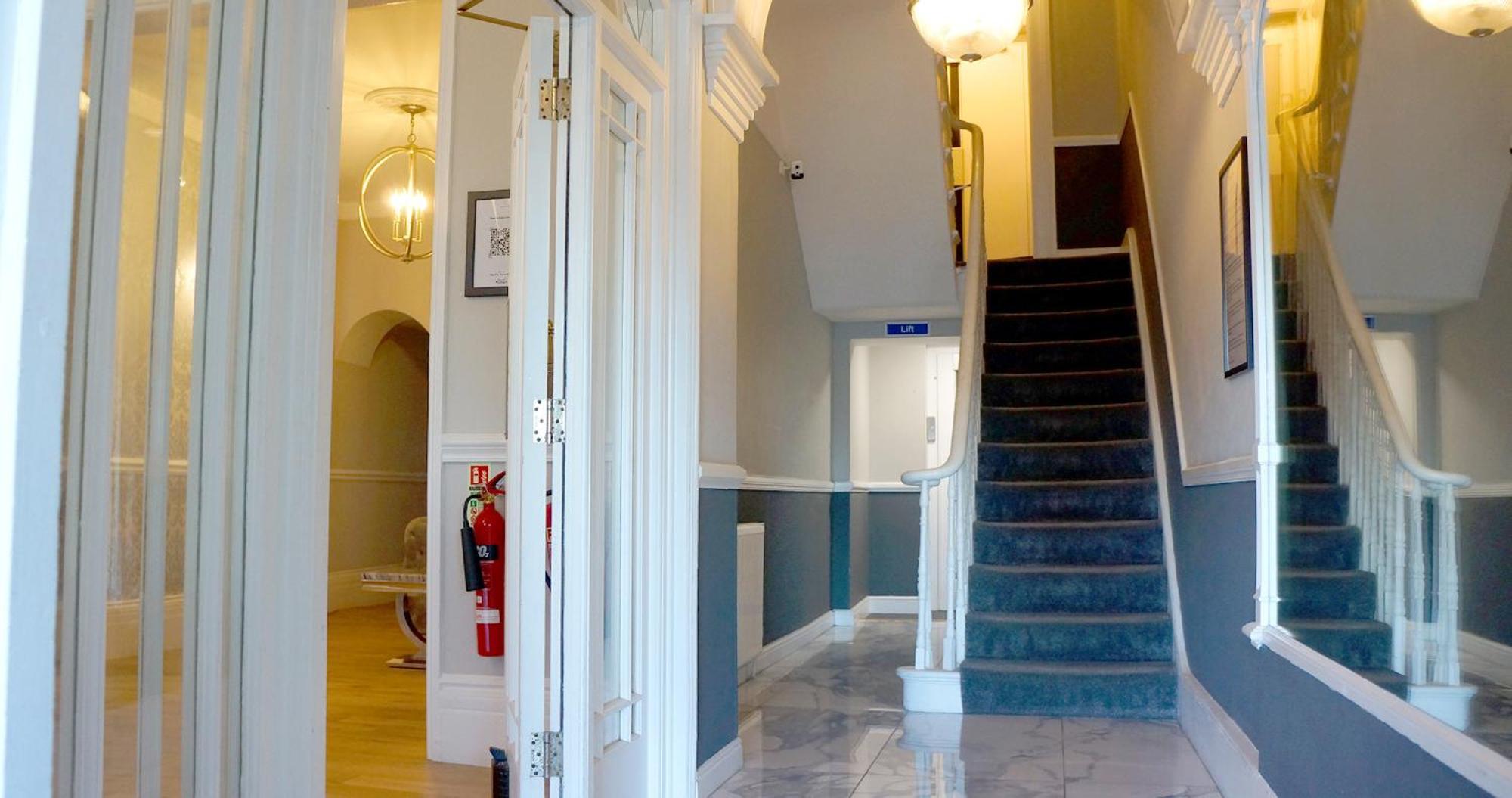 The Pier Hotel Истборн Екстериор снимка